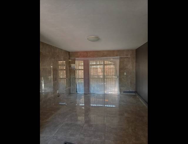 2 BEDROOM APARTMENT TO LET IN DEL JUDOR